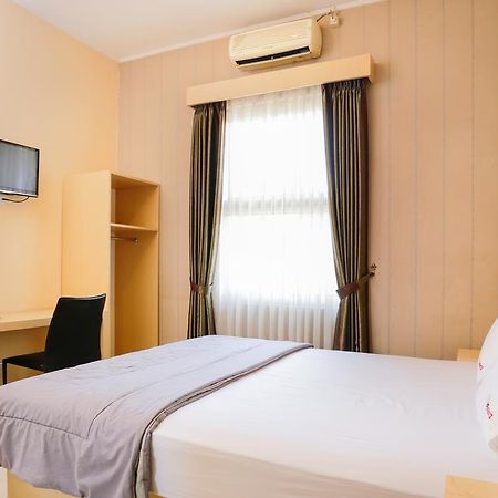 Reddoorz Plus @ Candrawulan Buahbatu Bandung Bagian luar foto