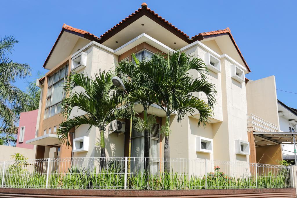 Reddoorz Plus @ Candrawulan Buahbatu Bandung Bagian luar foto