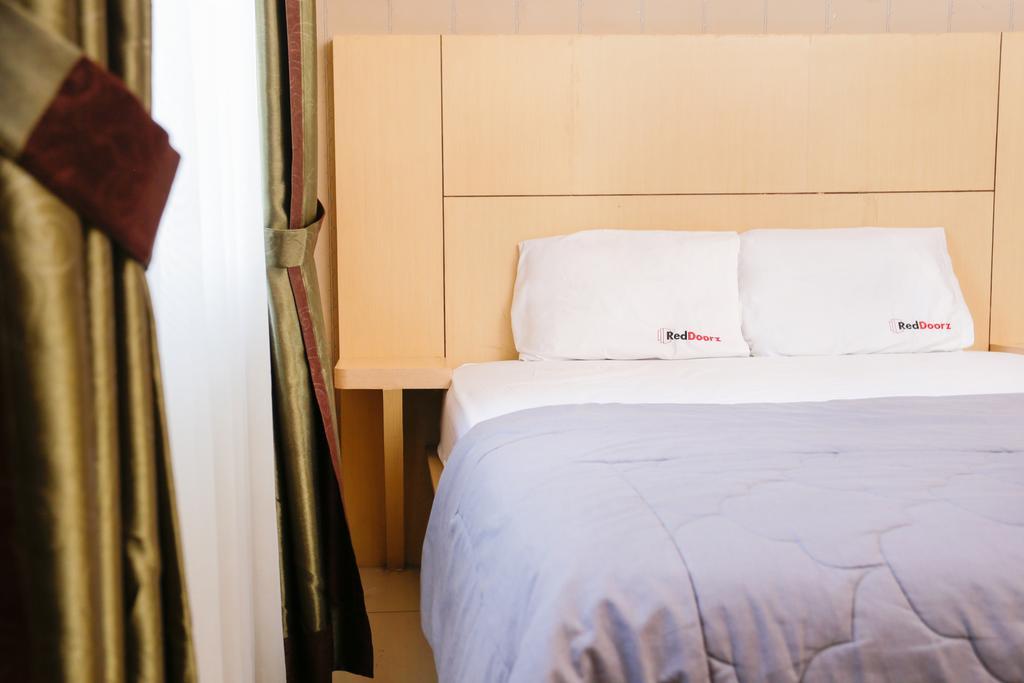 Reddoorz Plus @ Candrawulan Buahbatu Bandung Bagian luar foto